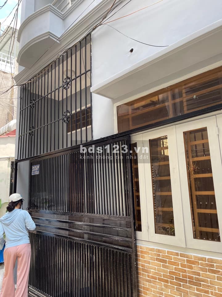 Bán nhà Âu Cơ 3 tầng giá rẻ Tân Phú dtsd 52m2(N6 D8.7) giá 5.15 tỷ, lh 0896721788