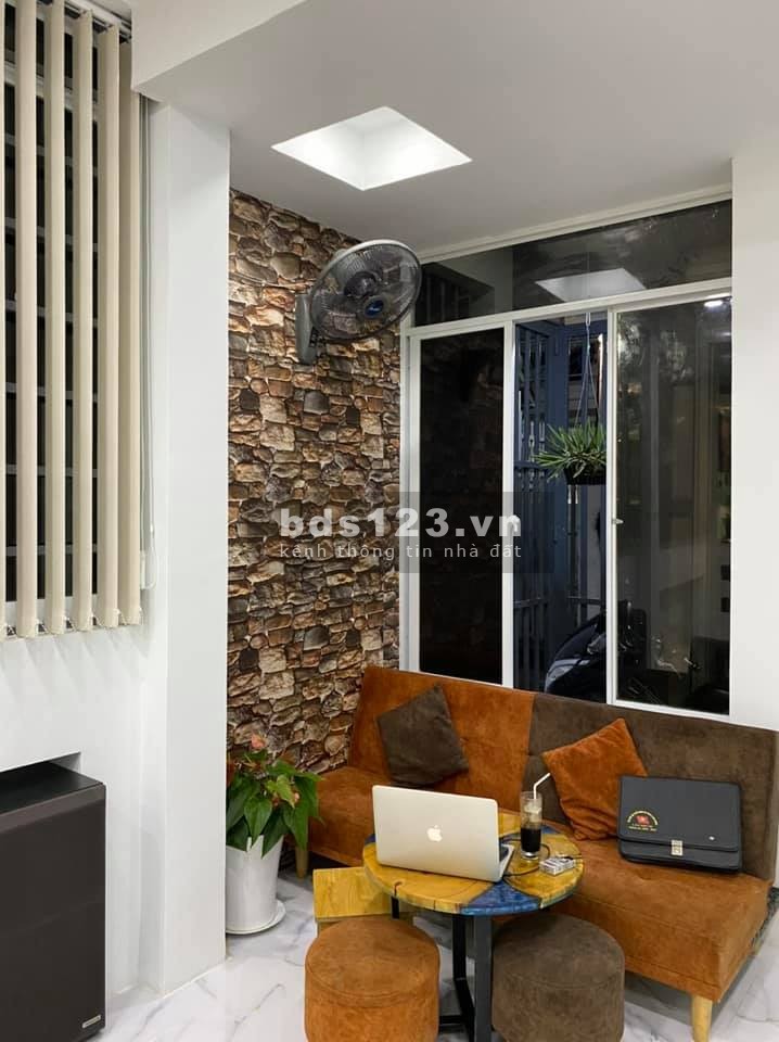 Bán nhà Tân Sơn Nhì Tân Phú dtsd 54m2, 2 tầng giá bán chỉ 5.17 tỷ, liên hệ 0896721788