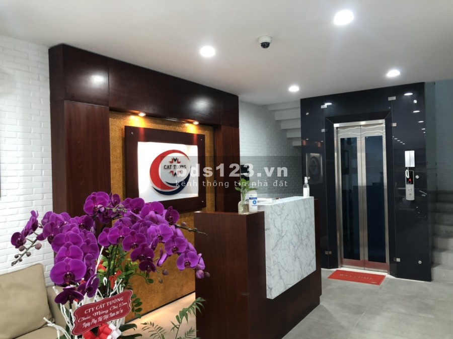 Cho thuê văn phòng gần sân bay, toà nhà Fortune, tiện ích đầy đủ, công năng giá 28 tiệu/tháng