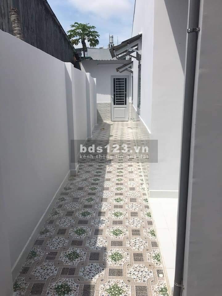 Bán nhà Cấp 4, diện tích sử dụng 129m2, Phan Huy Ích, giá bán 3.65 tỷ ô tô vào tận nhà