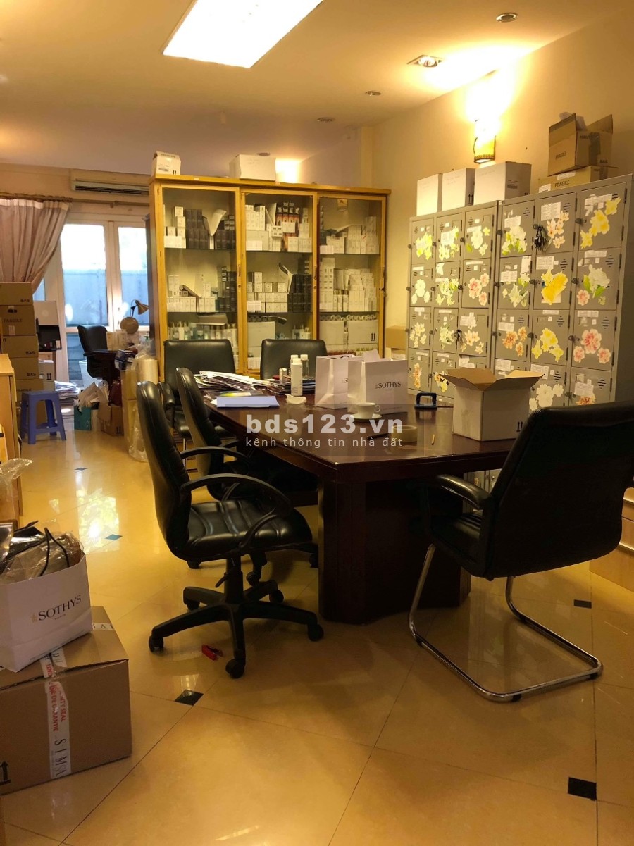 Cho thuê nhà mặt phố Lê Duẩn, Hoàn Kiếm, Hà Nội giá chào 50 triệu/tháng, thương lượng