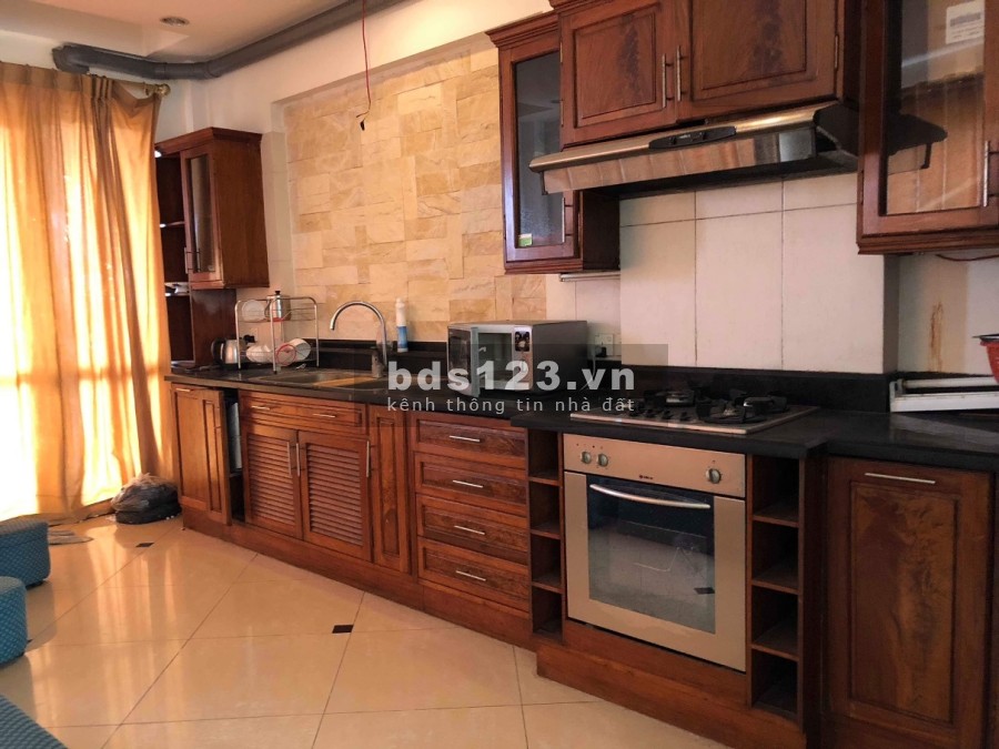 Cho thuê nhà mặt phố Lê Duẩn, Hoàn Kiếm, Hà Nội giá chào 50 triệu/tháng, thương lượng
