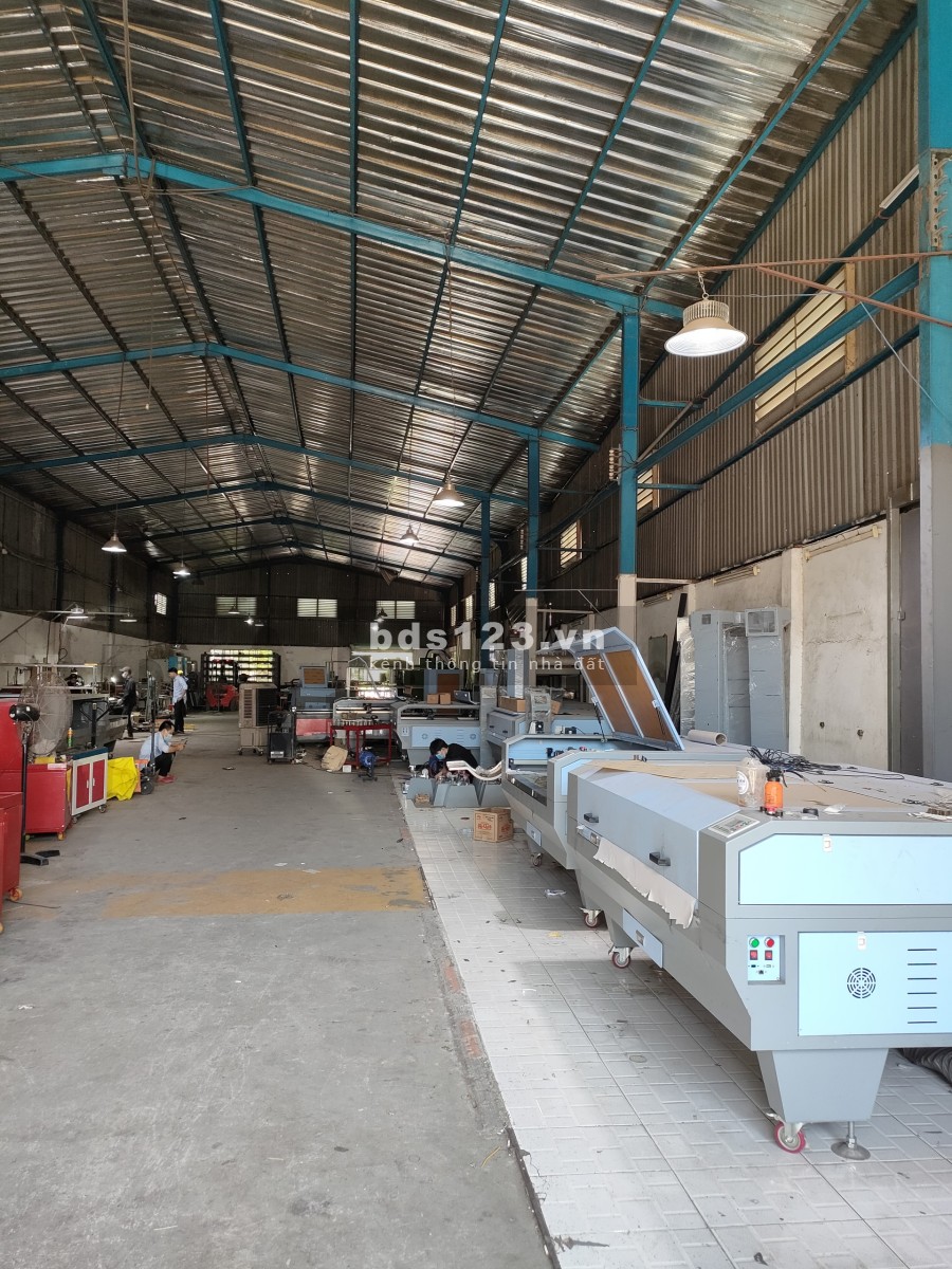 Cần cho thuê 2 nhà xưởng DT 430 và 1200m2 tại Thuận An Bình Dương