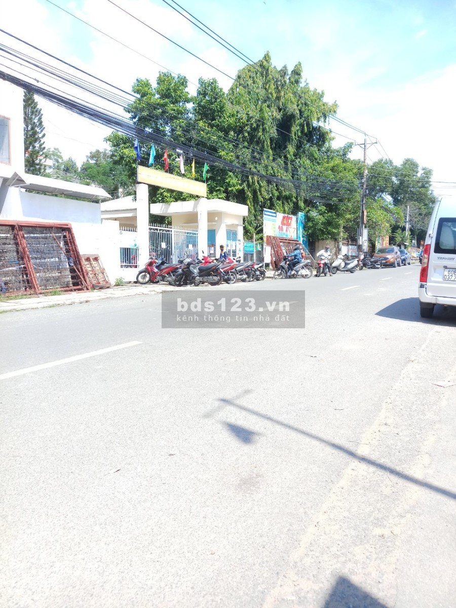 Bán đất chính chủ đường Nguyễn Văn Tỏ- Phường Long Bình Tân- Tp Biên Hòa