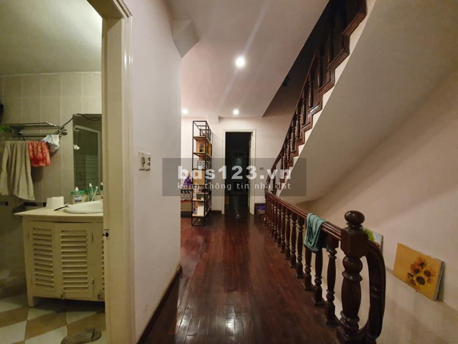 Nhà Thái Thịnh dtsd 50m2 giá bán 4.75 tỷ ngõ thông tứ phía- kinh doanh sầm uất sổ đẹp