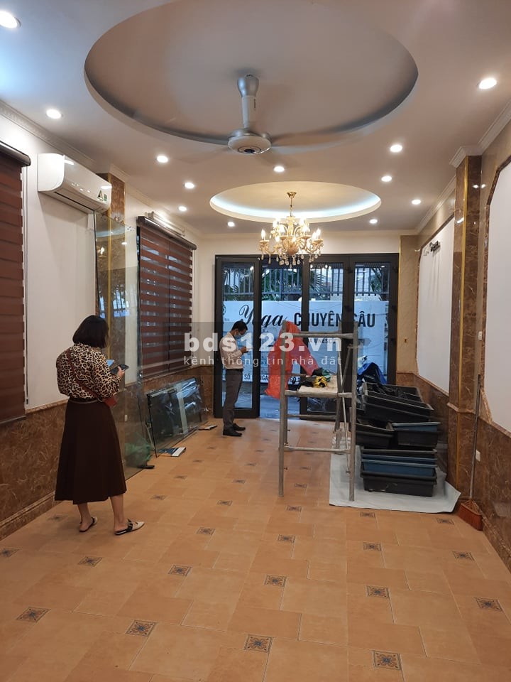 Bán nhà Trường Chinh, Đống Đa diện tìchs 46m2, 8 tầng đúc, mặt tiền 4m, ô tô vào nhà, thang máy