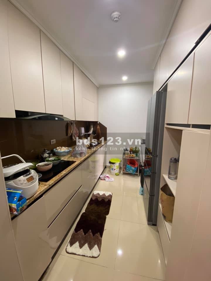 Nhà mới đẹp Định Công Thượng 5 tầng ở ngay, diện tích 31m2, giá bán chỉ nhỉnh 3 tỷ