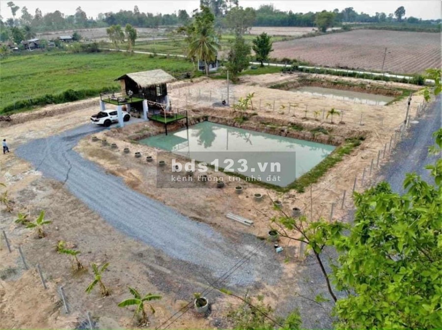 Xã lỗ 130m2 (100m thổ cư) sẵn sổ ở khu công nghiệp Tân Hưng…