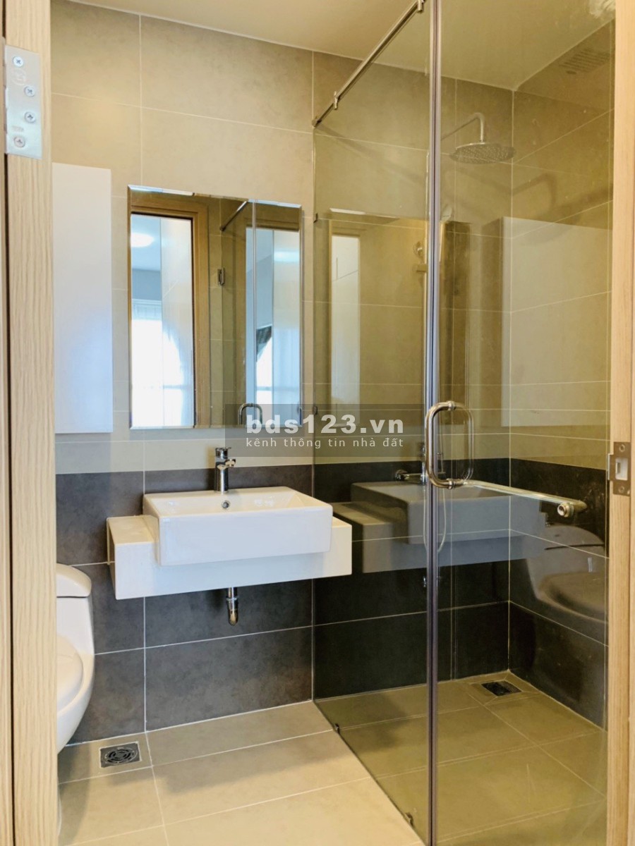Bán căn 2PN diện tích 73m2 full nội thất giá bán 3.95 tỷ PKD The Sun avenue 0909986202