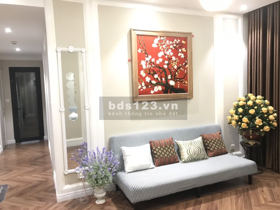 0838681826 cho thuê căn hộ chung cư cao cấp King Palace cạnh royal 3 ngủ cơ bản 15tr full 20tr