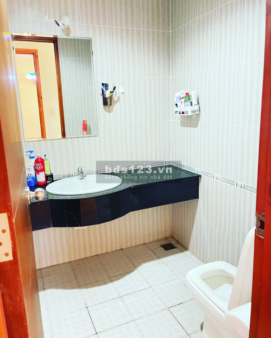 Cho thuê căn hộ 2PN, 2WC 97m2 The Morning Star, Bình Thạnh- Giá tốt mùa dịch!