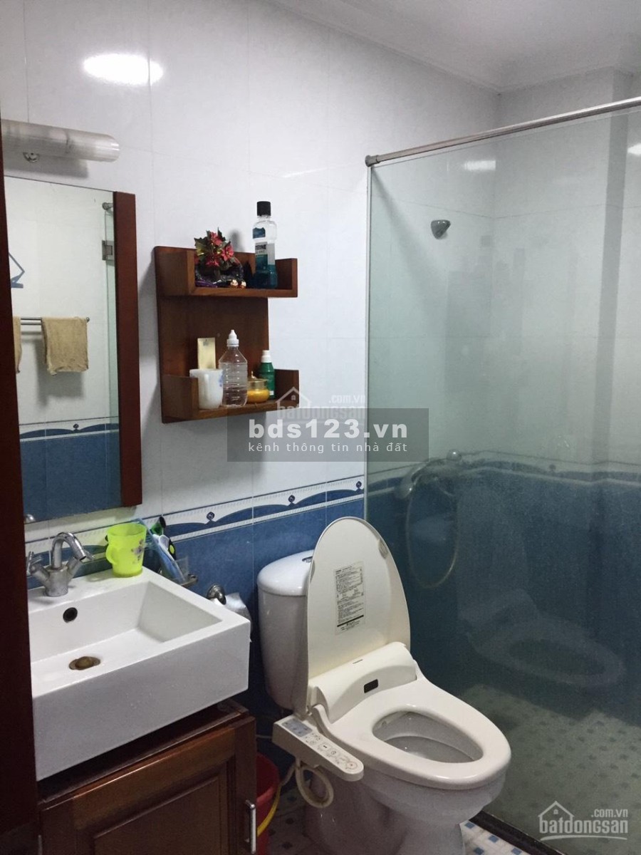 Bán nhà Phố Thái Thịnh Quận Đống Đa, Ngõ Nông, ô tô 10m, mặt tiền 5m, giá 4.5 tỷ (CTL)