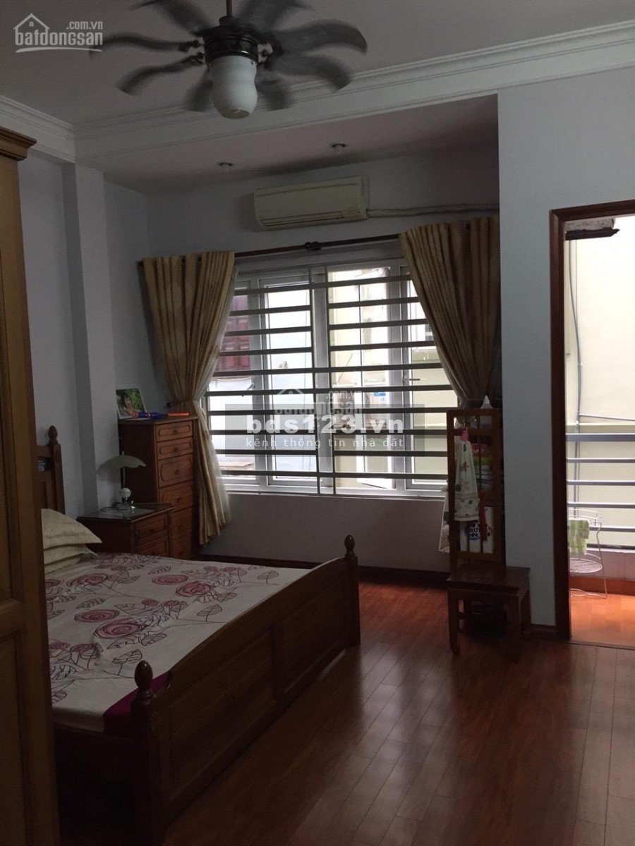 Bán nhà Phố Thái Thịnh Quận Đống Đa, Ngõ Nông, ô tô 10m, mặt tiền 5m, giá 4.5 tỷ (CTL)