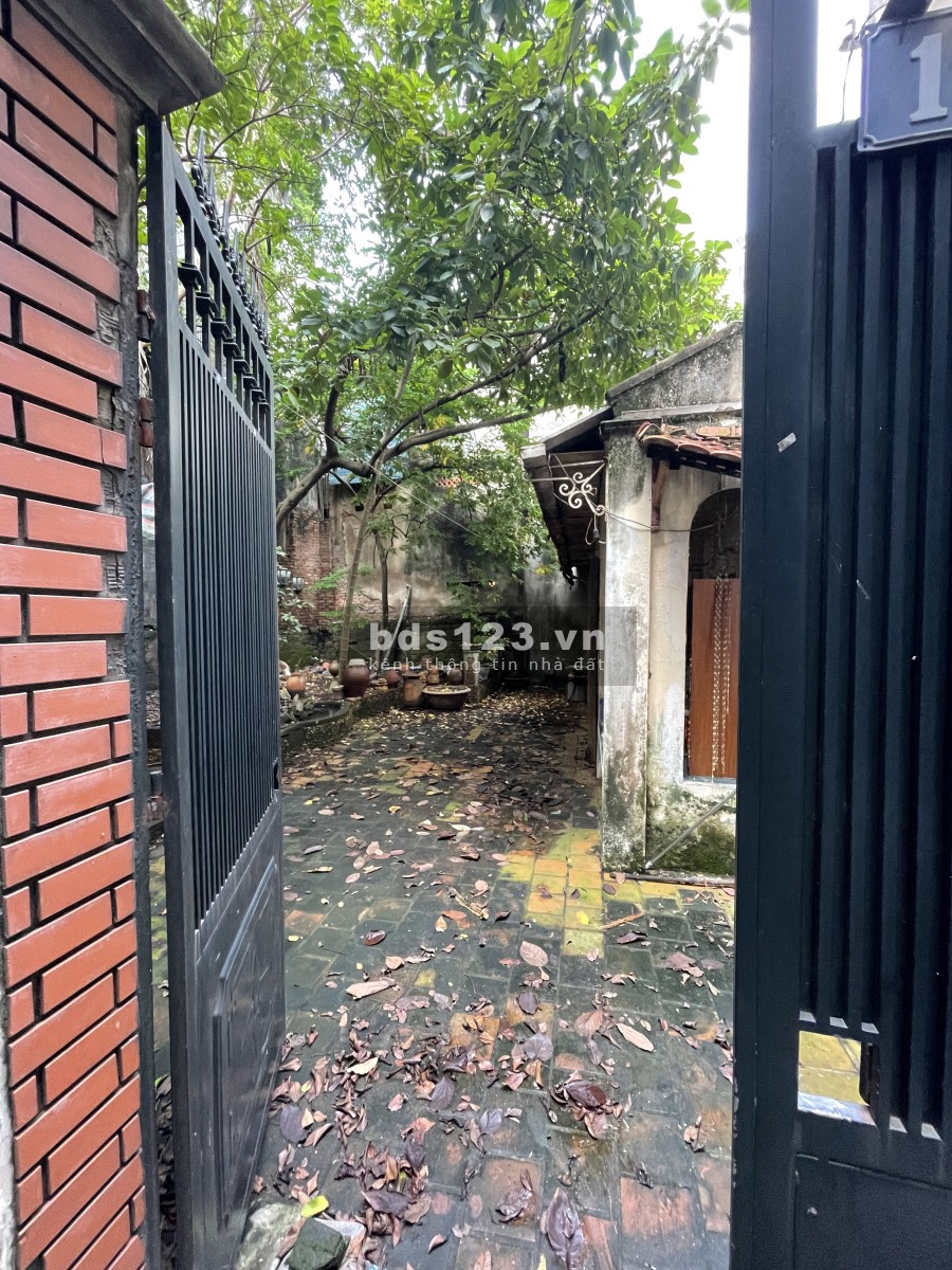 Bán nhà trong ngõ Lương Sử C liên hệ 0944498778 khu mua bán kinh doanh sầm uất