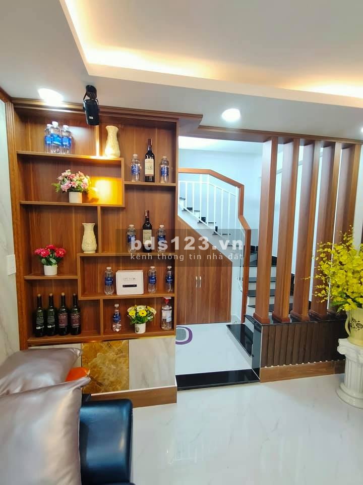 Vì Covid Bán gấp nhà Phan Đình Phùng Tân Phú 65m2 kinh doanh liên hẹe 0896721788