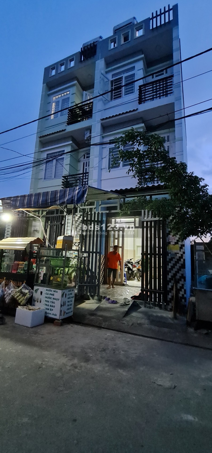 Cho thuê nhà nguyên căn cách Cầu Long Kiểng 400m gia 8 triệu/tháng, khu dân cư đông