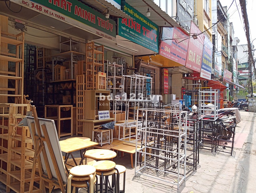 Nhà đẹp siêu hiếm mặt đường Đê La Thành, Đang cho thuê kinh doanh đồ gỗ