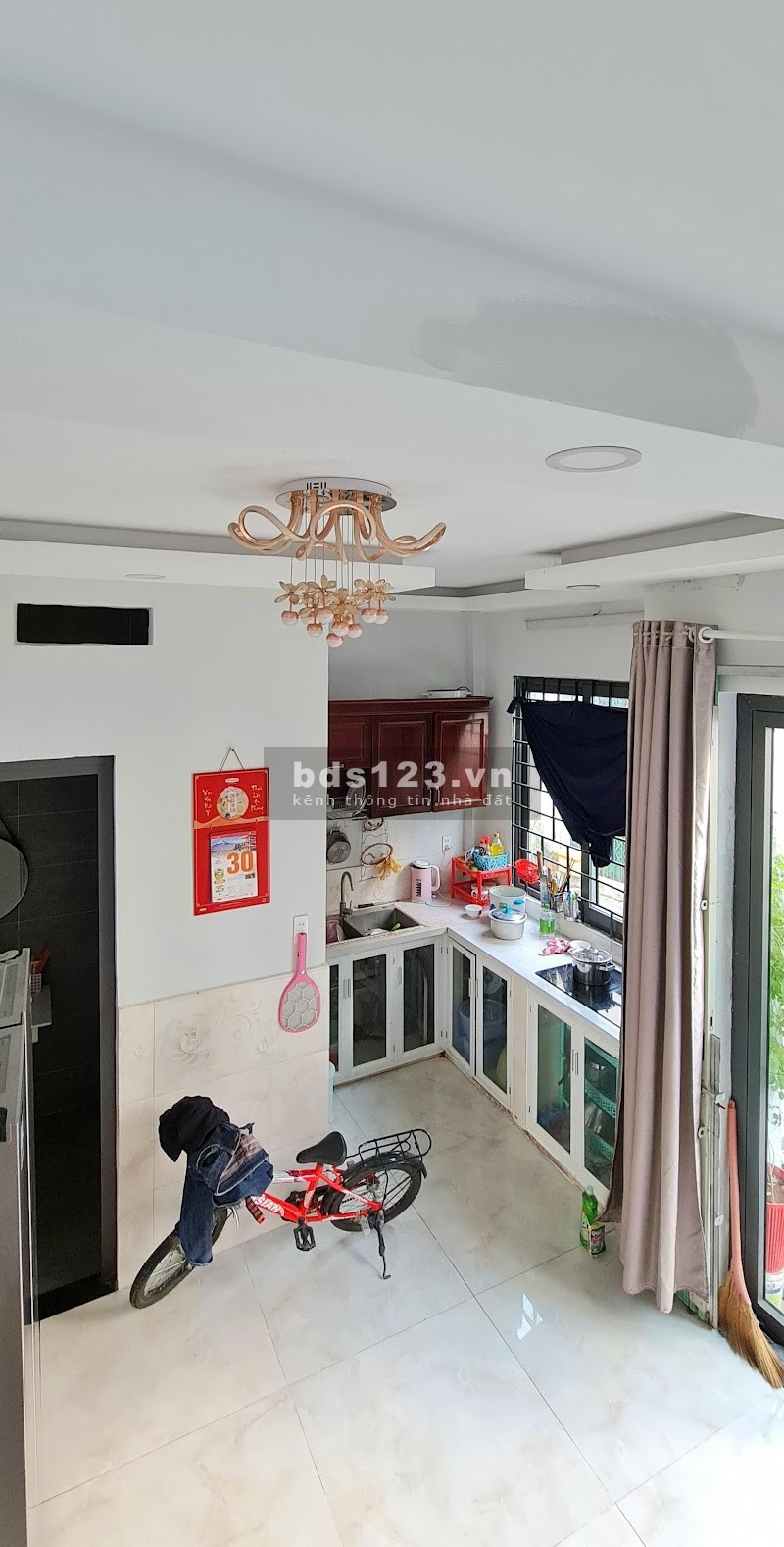 Bán nhà HXH đường Nguyễn Hữu Tiến Tân Phú Giá Rẻ diện tích sử dụng 25m2, 2 lầu, chỉ 2tỷ7