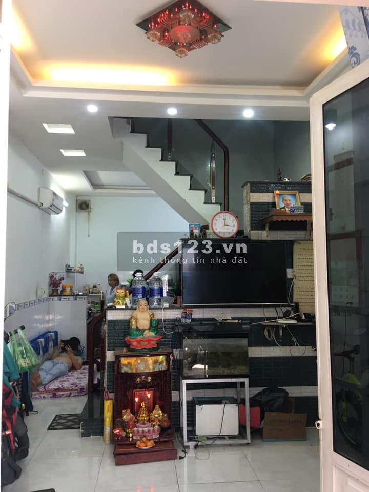 Bán nhà Trần Văn Quang, 22m2, 4x5,5m, hẻm đẹp rộng rãi vào nhà, 2 tỷ 75