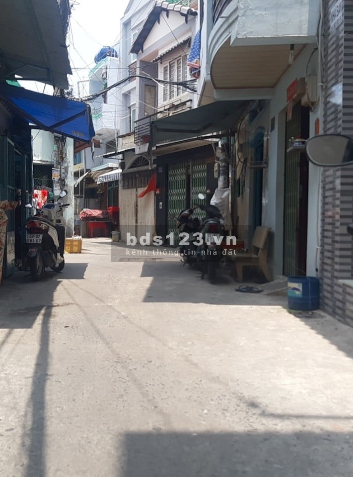 Bán nhà Trần Văn Quang, 22m2, 4x5,5m, hẻm đẹp rộng rãi vào nhà, 2 tỷ 75