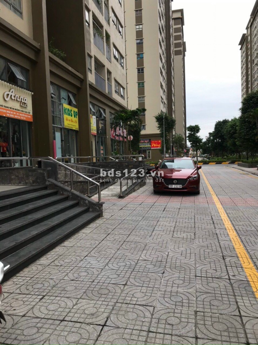 Bán căn hộ chung cư đông dân cư vừa ở vừa kinh doanh giá bán 1.25 tỷ, sổ sẵn chính chủ