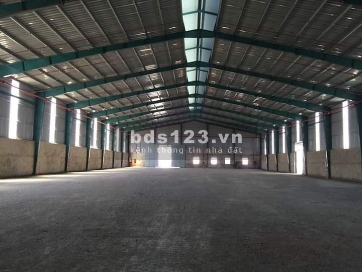 Cho thuê kho tiện ích xung quanh nhiều, công năng đầy đủ, tại Liên Chiểu diện tích 1800m2