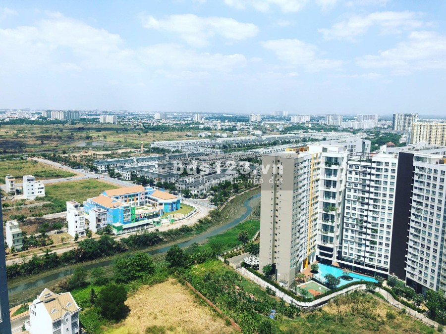 Bán căn hộ cao cấp tầng cao view đẹp full nội thất chung cư Homyland Riverside dt 85m2, 2 pn