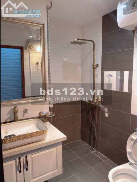 Nhà đẹp Mỹ Đình bán gấp dtsd 45m2, 4 tầng, mt 5m ô tô tránh khu an sinh đỉnh, chỉ hơn 3 tỷ