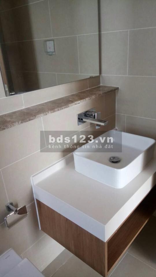 Tôi đang cần cho thuê nhanh căn hộ cao cấp Rivera Park Quận 10 liên hệ 0939353599