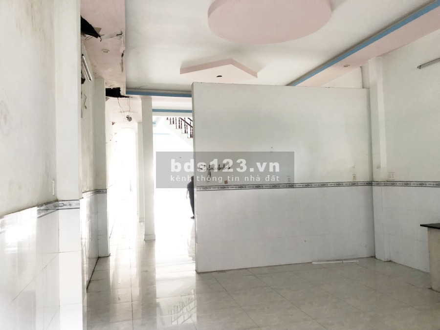Cần cho thuê nhà 1 trệt 1 lầu, ngay chợ khu dân cư Thuận Giao giá bán 12 triệu/tháng