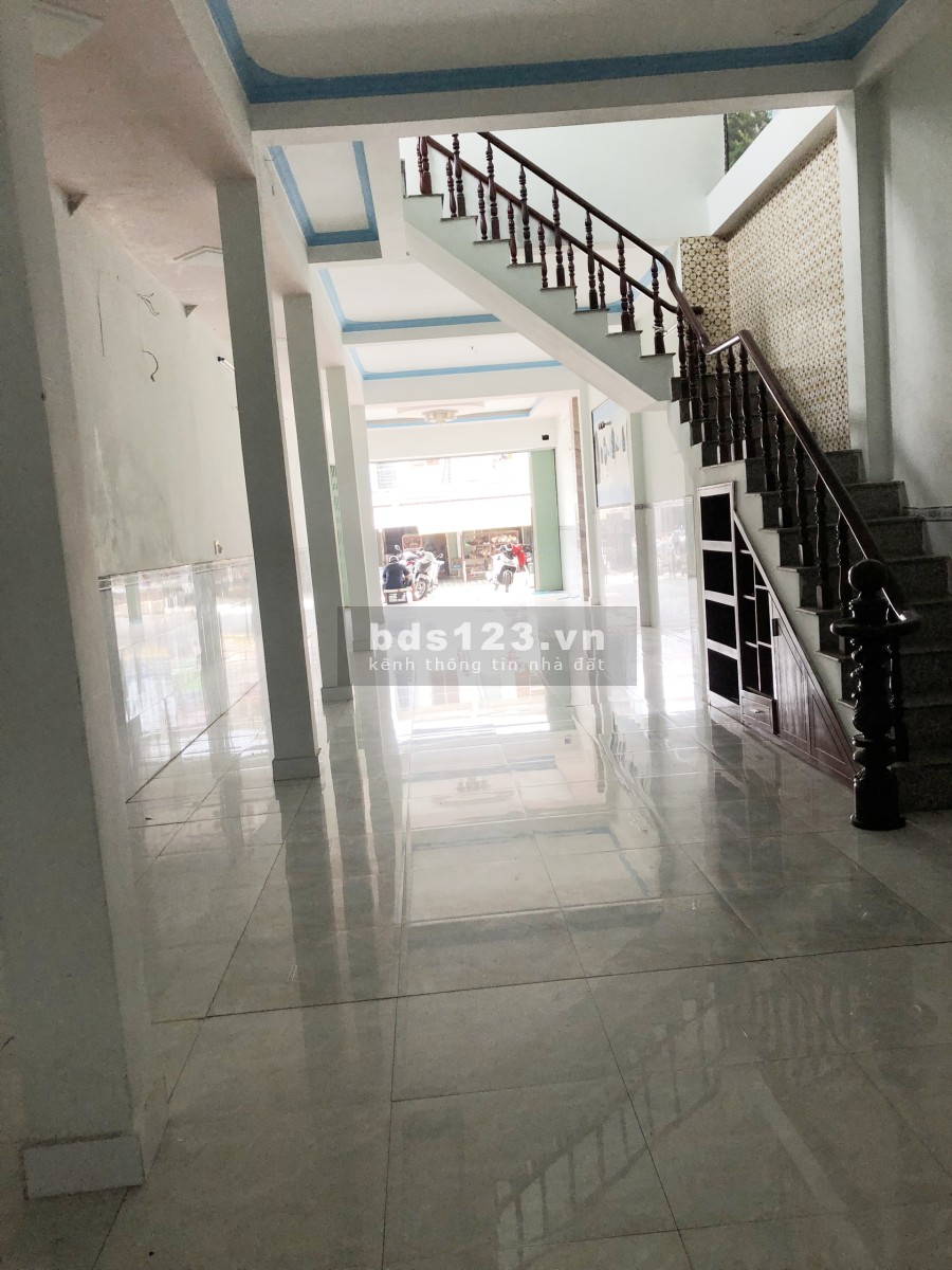 Cần cho thuê nhà 1 trệt 1 lầu, ngay chợ khu dân cư Thuận Giao giá bán 12 triệu/tháng