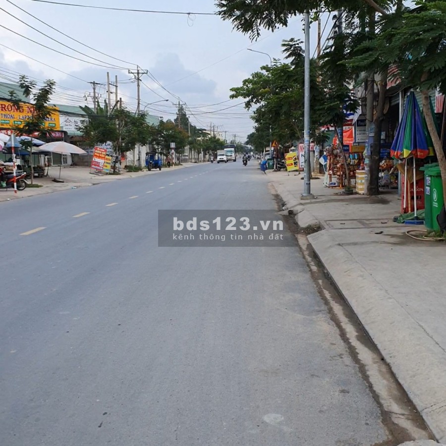 Cần bán gấp dãy trọ vị trí đẹp giá rẻ tại thị xã Tân Uyên- Tỉnh Bình Dương, khu dân cư đông đúc