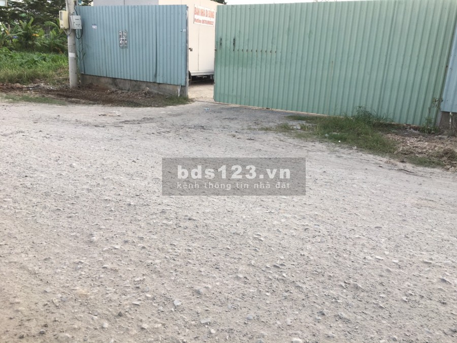 Cho Thuê Nhà Xưởng xe container diện tích sử dụng 128m Tại Thạnh Lộc Quận 12