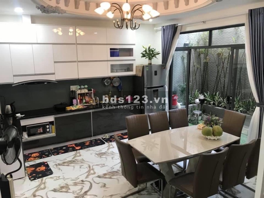 Biệt thự cao cấp mặt tiền đường số Quận 7- 3 lầu, 5PN, diện tích sử dụng 7x15m pháp lý đủ