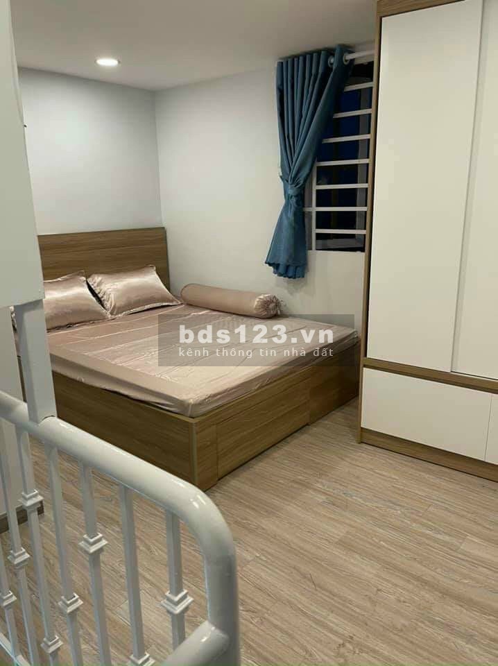 Bán nhà mặt tiền hẻm rộng thông thoáng,DT 4x6 ở khu vực Huỳnh Tấn Phát, huyện Nhà Bè