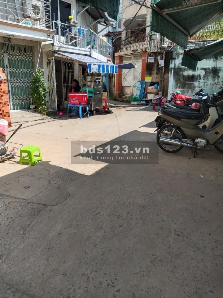 Bán nhà nguyên căn giảm 200 triệu, còn 3.5 tỷ diện tích 43m2 Hoàng Hoa Thám p6 Bình Thạnh