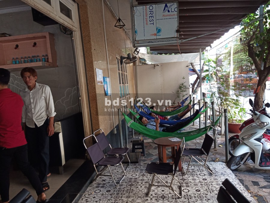 Nhà góc 2 mặt tiền đúc 5 tấm có 46 phòng trọ kinh doanh cà phê diện tích sử dụng 10 x 20