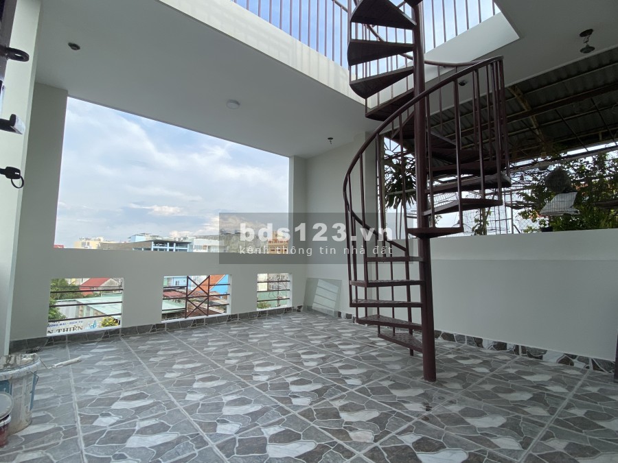 Cho Thuê Nhà Nguyên Căn Gò Vấp 3 lầu 1 trệt, tiện ích xung quanh đầy đủ bán giao như hình