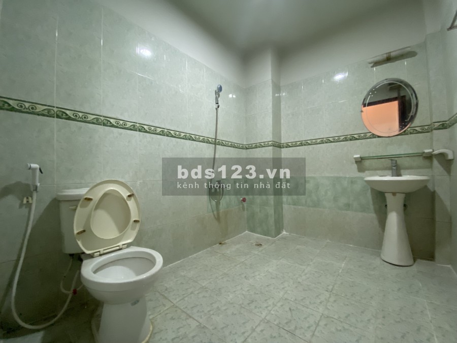 Cho Thuê Nhà Nguyên Căn Gò Vấp 3 lầu 1 trệt, tiện ích xung quanh đầy đủ bán giao như hình