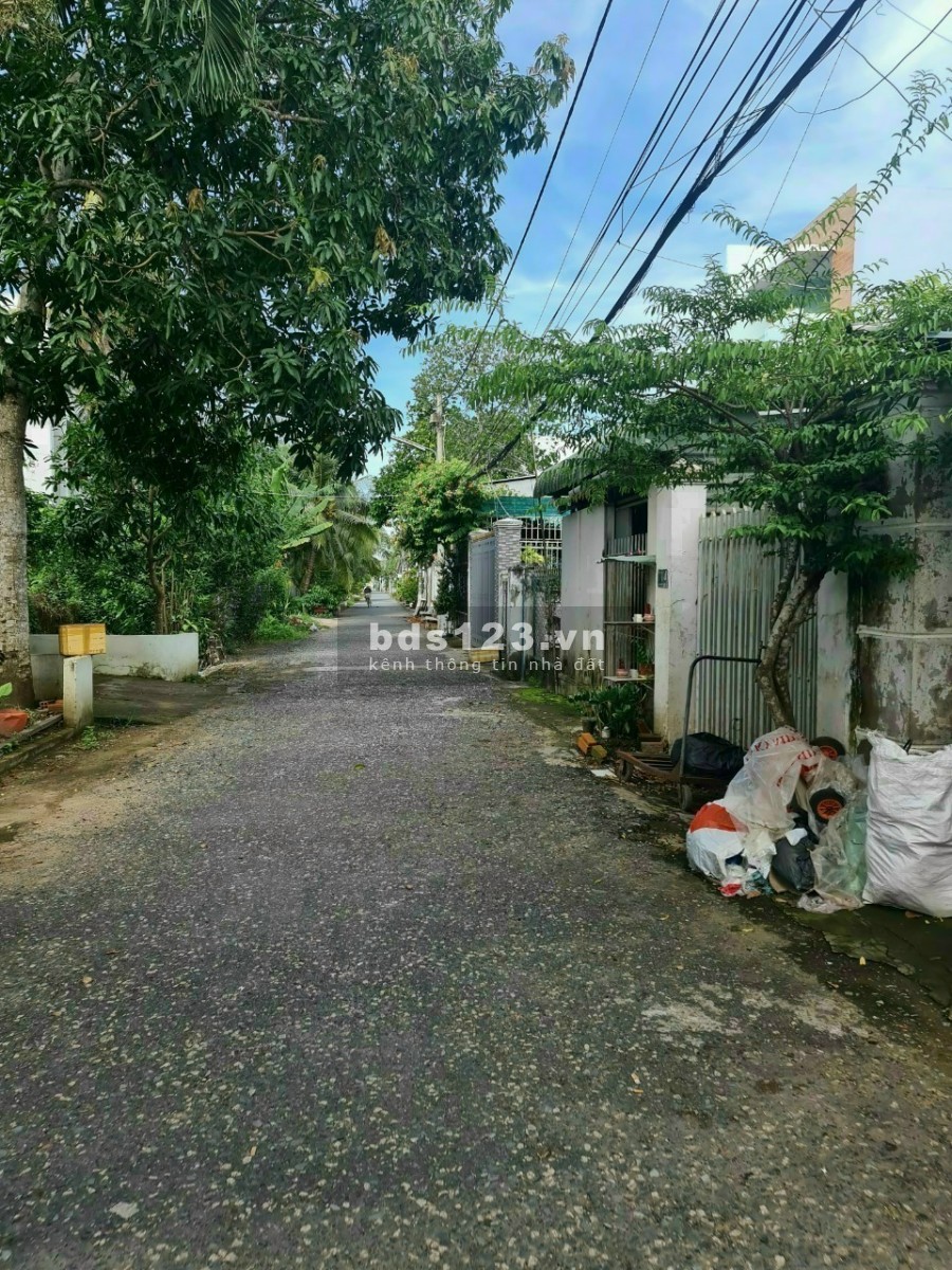 Nền đẹp lộ ô tô đường Lê Văn Bì vị trí đắc địa, gần đường 91 lộ 40m Cách Mạng Tháng Tám