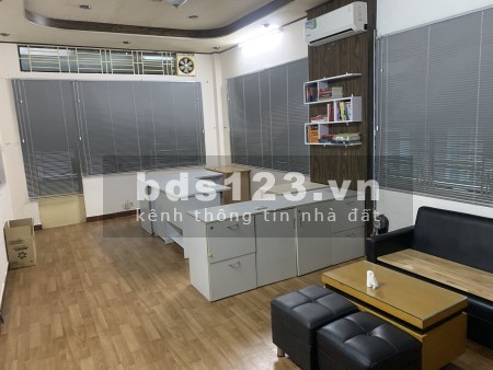 Giảm 100% tháng đầu, Nguyên sàn 2 Phòng diện tích 45m2 tại 74/32 Đường Bàu Cát 1, Quận Tân Bình