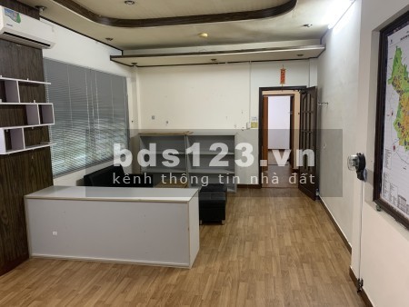 Giảm 100% tháng đầu, Nguyên sàn 2 Phòng diện tích 45m2 tại 74/32 Đường Bàu Cát 1, Quận Tân Bình