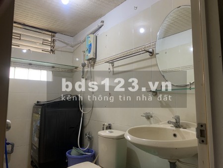 Giảm 100% tháng đầu, Nguyên sàn 2 Phòng diện tích 45m2 tại 74/32 Đường Bàu Cát 1, Quận Tân Bình