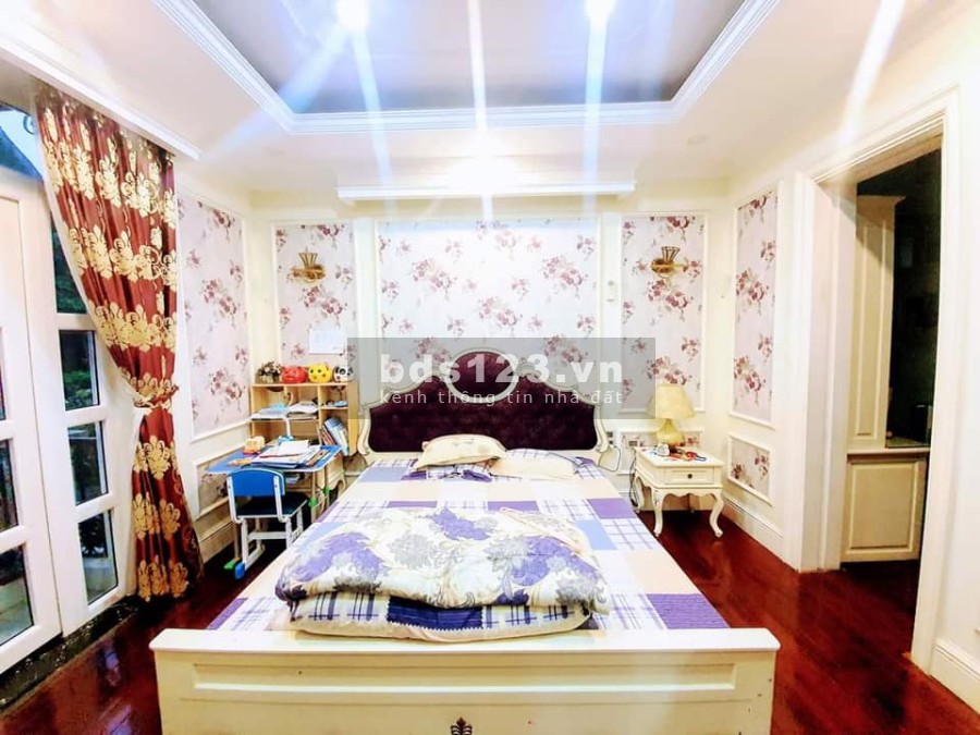 Mặt phố Trần Quốc Vượng 45m2x5T, vỉa hè Ô TÔ tránh, kinh doanh sầm uất, nhỉnh 13 tỷ.