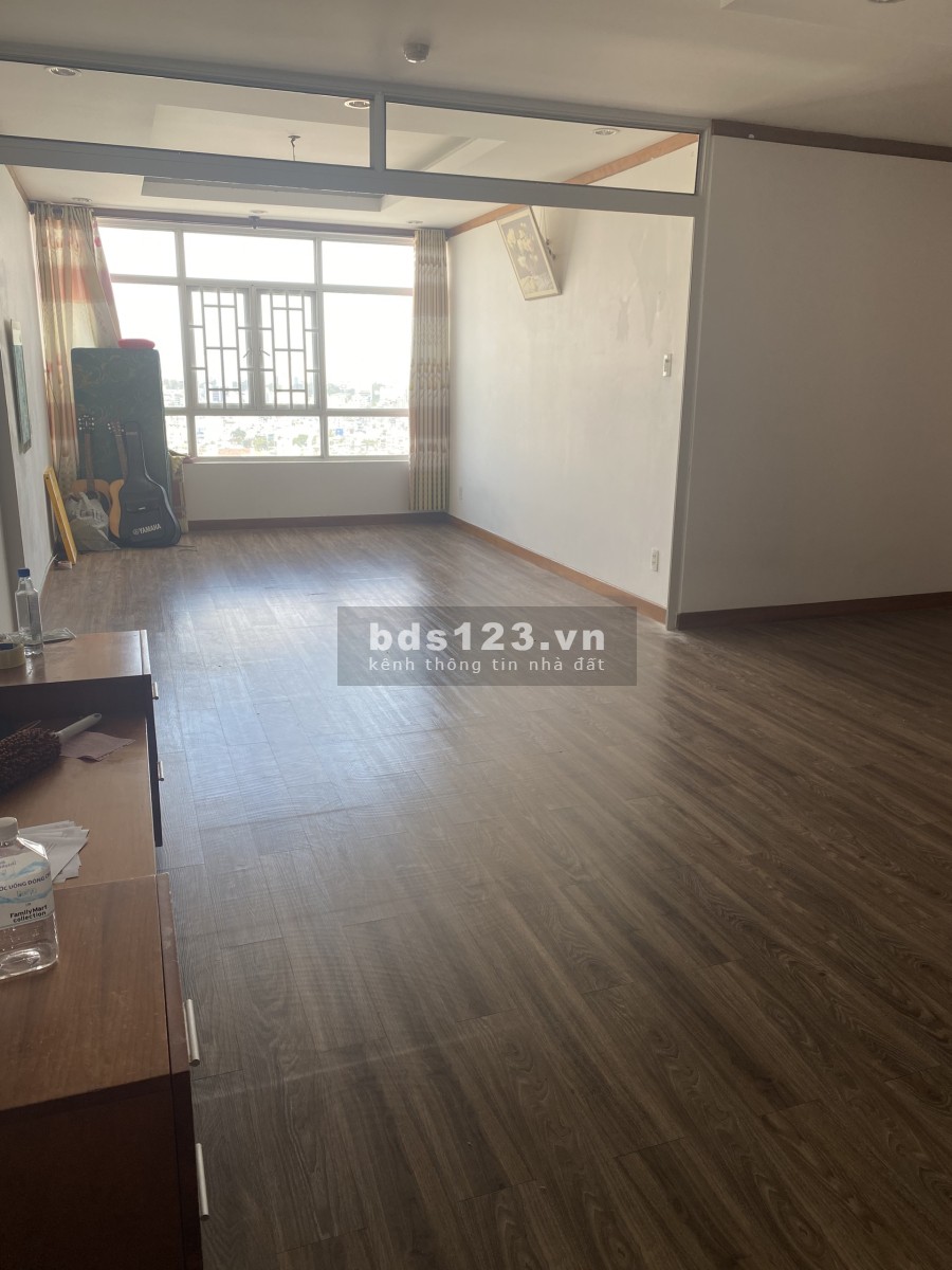 Bán căn hộ Hoàng Anh Giai Việt Quận 8, 2pn 2wc diện tích sử dụng 115m2 sổ hồng riêng