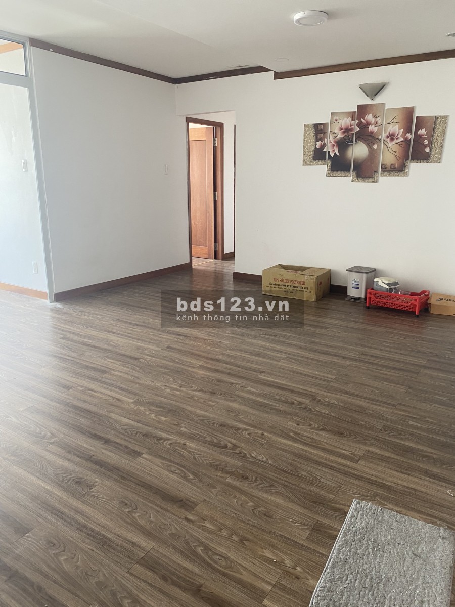 Bán căn hộ Hoàng Anh Giai Việt Quận 8, 2pn 2wc diện tích sử dụng 115m2 sổ hồng riêng