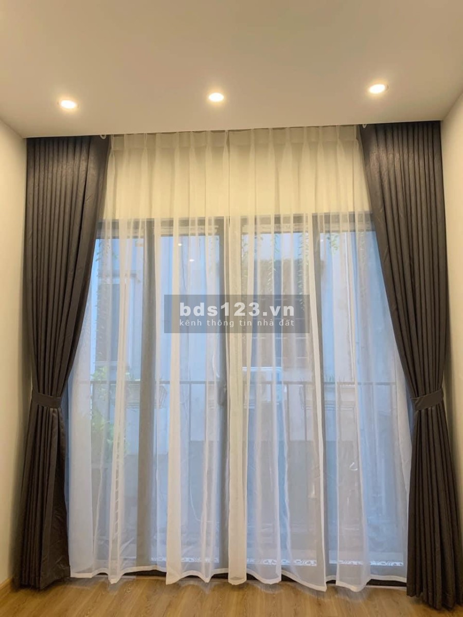 Bán Nhà Khương Trung Quận Thanh Xuân, dtsd 36m2, mặt tiền 5.8m, giá 4.1 tỷ, ô tô đỗ cửa