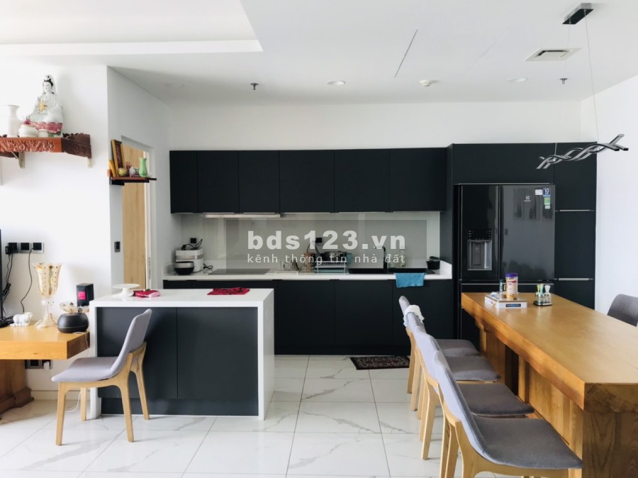 Cho thuê căn hộ Sarina Sala dtsd 127m2, full nội thất cao cấp, giá 46 triệu/tháng, bao phí quản lý