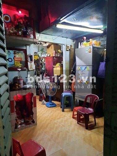 Nhà giá rẻ hẻm xe ra vào thoải mái 1/ Bạch Vân Quận 5 diện tích 23m2 giá bán 3.5 tỷ, lhcc