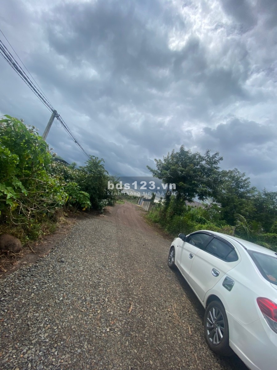 Lô đất đẹp xây Nhà Vườn Đối diện UBND Hoà Khánh cách Quốc Lộ 14 600m. TP. Buôn Ma Thuột